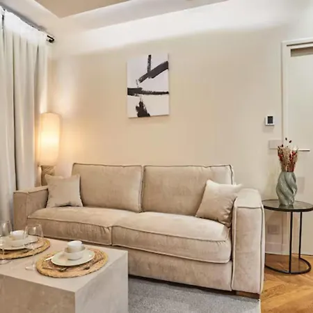 Superb Air-conditioned Flat On The Champs Elysees * Paris