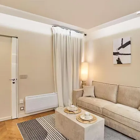 Apartment Superb Air-conditioned Flat On The Champs Elysees *
