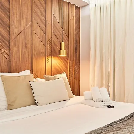 Superb Air-conditioned Flat On The Champs Elysees Apartment Paris