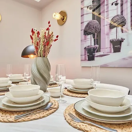 Apartment Superb Air-conditioned Flat On The Champs Elysees *