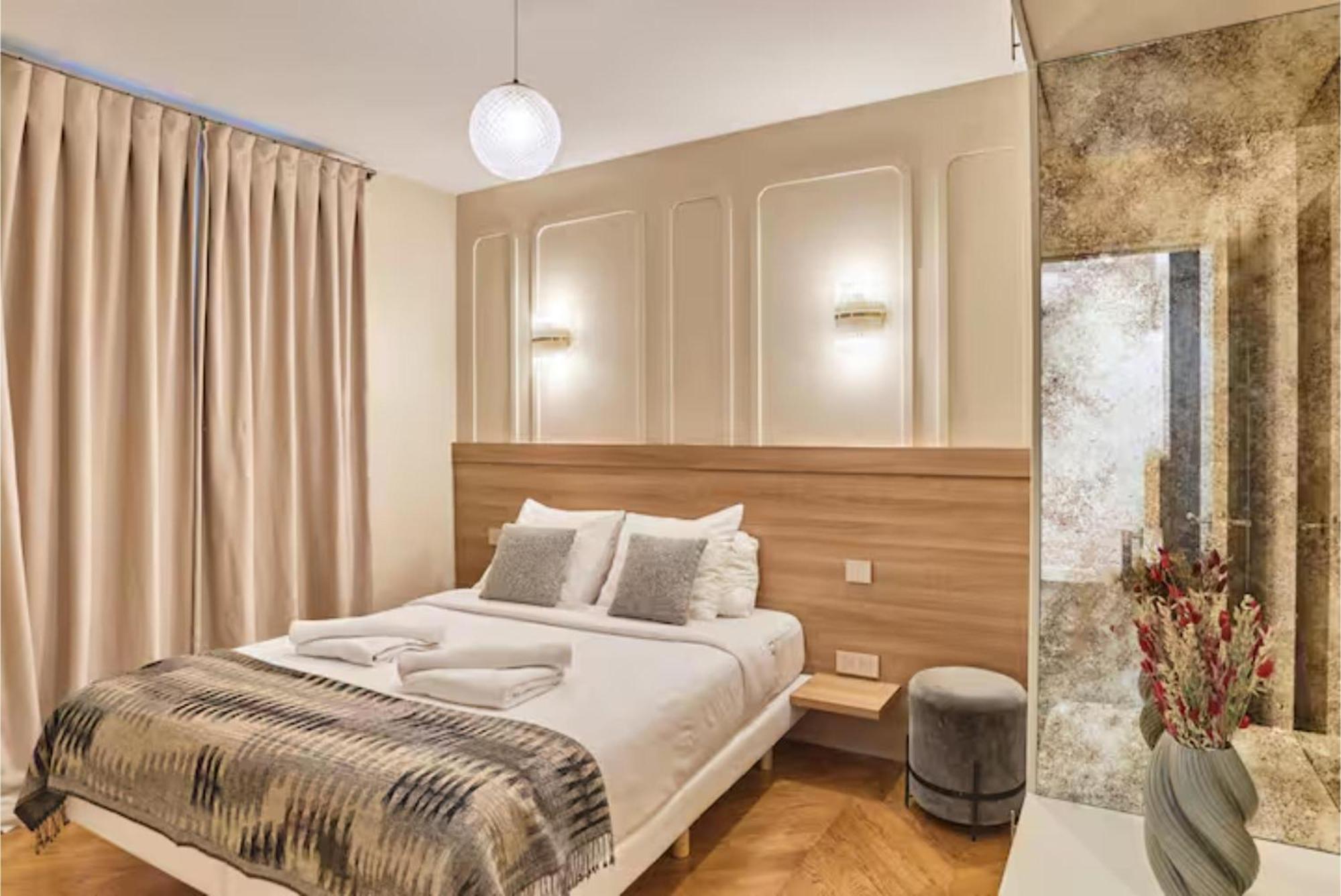 Superb Air-conditioned Flat On The Champs Elysees * Paris